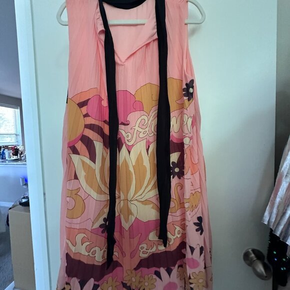 Pleated Mini Dress - Picture 5 of 6